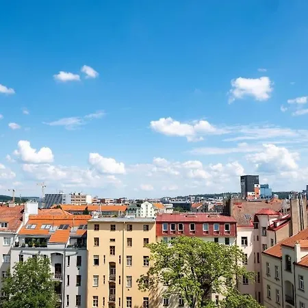2 Rooms Apartment With Terrace And Free Parking Near Metro Prague Exterior photo